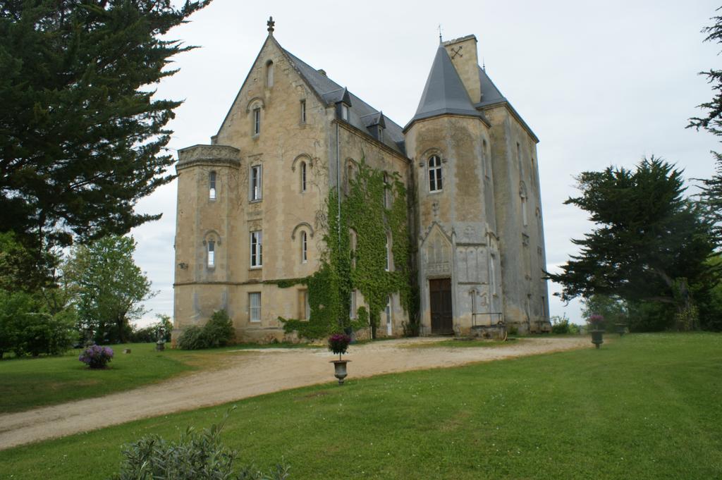 Chateau Fauchey Bed & Breakfast Кадиак Екстериор снимка